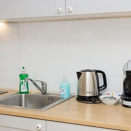 Apartment Retreat - Cozy 2bd Flat In A Location By Flat Mаnager